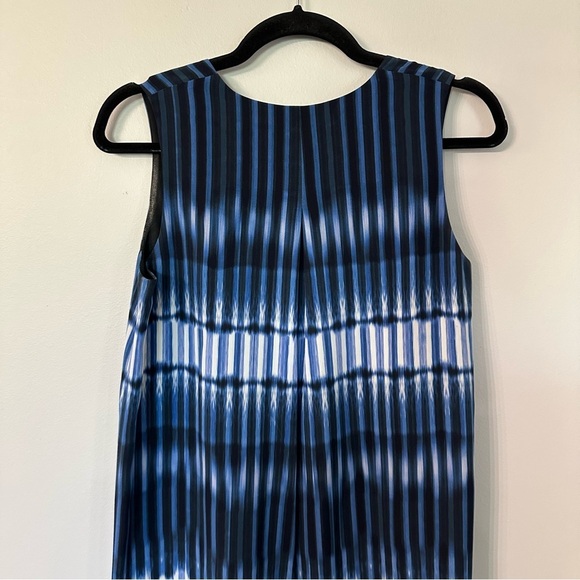Vince. Women’s Sleeveless V-Neck Blue, White & Black 100% Silk Dress Sz S GUC - Picture 8 of 9